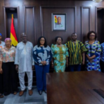 Vice President engages Kayayei association on challenges facing head porters